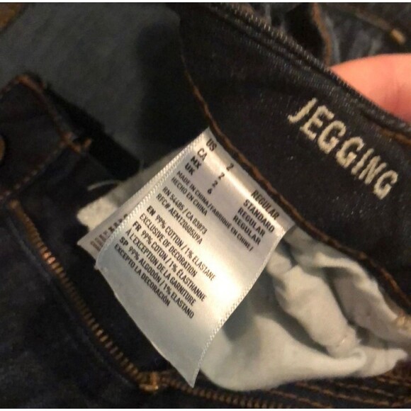 Women's American Eagle Jeggings 2 Regular Distressed Dark Wash - Picture 3 of 4